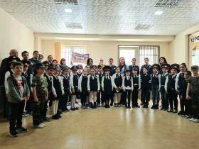 Թիվ 155 դպրոցի աշակերտների անակնկալը ոստիկաններին Թիվ 155 դպրոցի աշակերտների անակնկալը ոստիկաններին