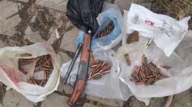 Ապօրինի պահվող զենք-զինամթերքի կամավոր հանձնումներ Սյունիքի մարզային վարչության բաժիններում Ապօրինի պահվող զենք-զինամթերքի կամավոր հանձնումներ Սյունիքի մարզային վարչության բաժիններում