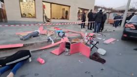 Մտել էր հագուստի խանութ ու նռնակ պայթեցրել. 35-ամյա տղամարդը վնասազերծվել է Մտել էր հագուստի խանութ ու նռնակ պայթեցրել. 35-ամյա տղամարդը վնասազերծվել է