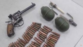 Ապօրինի պահվող զենք-զինամթերքի կամավոր հանձնումներ ոստիկանության տարածքային բաժիններում Ապօրինի պահվող զենք-զինամթերքի կամավոր հանձնումներ ոստիկանության տարածքային բաժիններում