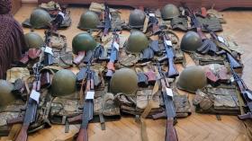 Ապօրինի պահվող զենք-զինամթերքի կամավոր հանձնումներ ոստիկանության տարածքային բաժիններում Ապօրինի պահվող զենք-զինամթերքի կամավոր հանձնումներ ոստիկանության տարածքային բաժիններում