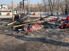 Հրկիզել էին սահելու համար նախատեսված պլաստմասսե տնակը՝ պատճառելով 1 միլիոն դրամի վնաս Հրկիզել էին սահելու համար նախատեսված պլաստմասսե տնակը՝ պատճառելով 1 միլիոն դրամի վնաս