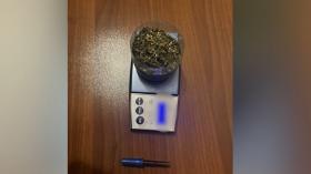 Երիտասարդի մոտ մարիխուանա և կաթուցիչ կար. Աշտարակի ոստիկանների բացահայտումը Երիտասարդի մոտ մարիխուանա և կաթուցիչ կար. Աշտարակի ոստիկանների բացահայտումը