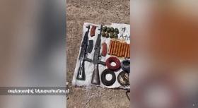 Ապօրինի պահվող զենք-զինամթերքի կամավոր հանձնումներ ոստիկանության տարածքային բաժիններում Ապօրինի պահվող զենք-զինամթերքի կամավոր հանձնումներ ոստիկանության տարածքային բաժիններում