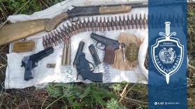 Կումայրիի ոստիկանները հայտնաբերել են մի քանի ատրճանակ և զինամթերք Կումայրիի ոստիկանները հայտնաբերել են մի քանի ատրճանակ և զինամթերք