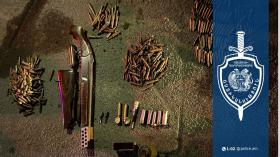 Քանաքեռ-Զեյթունի համայնքային ոստիկանները գերեզմանատան մոտ հայտնաբերել են զենք-զինամթերք Քանաքեռ-Զեյթունի համայնքային ոստիկանները գերեզմանատան մոտ հայտնաբերել են զենք-զինամթերք